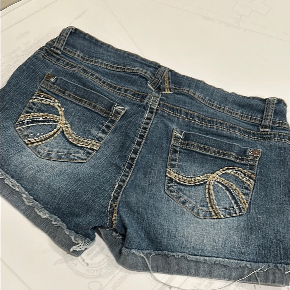 Wallflower Blue Jean Shorts with Frayed Hem - Picture 3 of 7